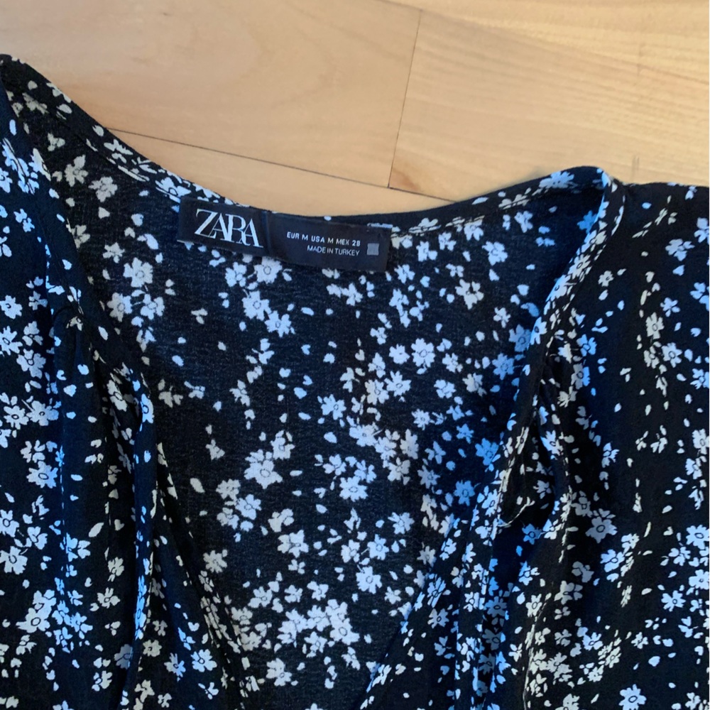 Zara black white floral dress excellent condition Sz S